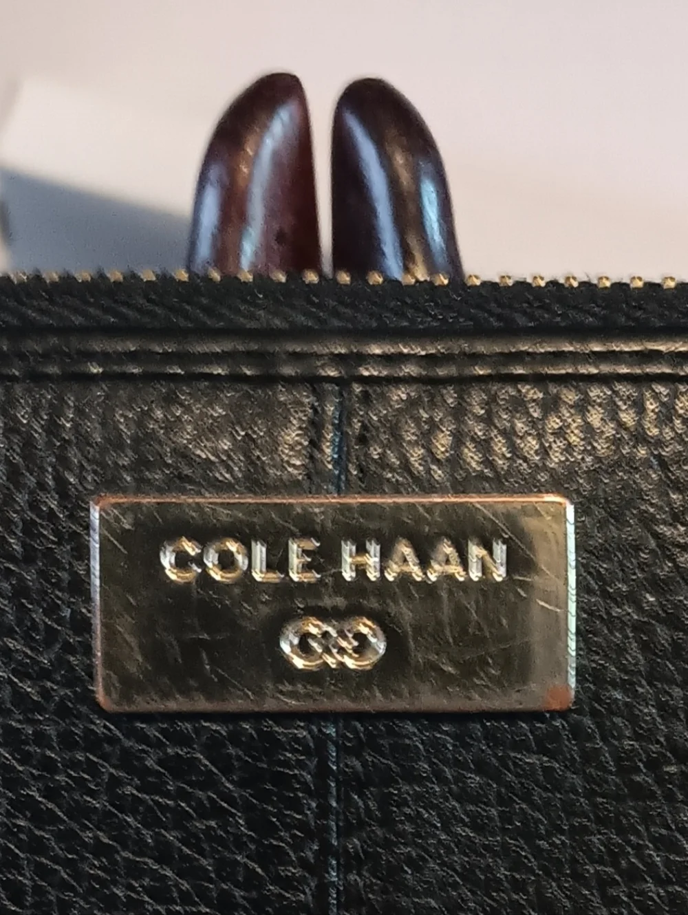 COLE HAAN Metal Plate Long Wallet Leather Black Women's L-shaped Zipper